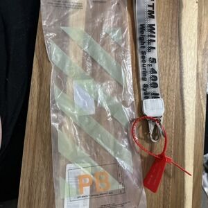 OFF WHITE Fashion Style Lanyard Keychain Clasp Black On Clear And Zip Tie